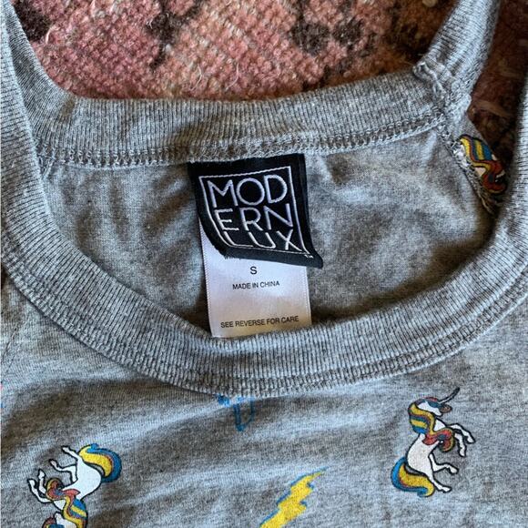 Modern lux unicorns and lightning tank top size small - Picture 2 of 3